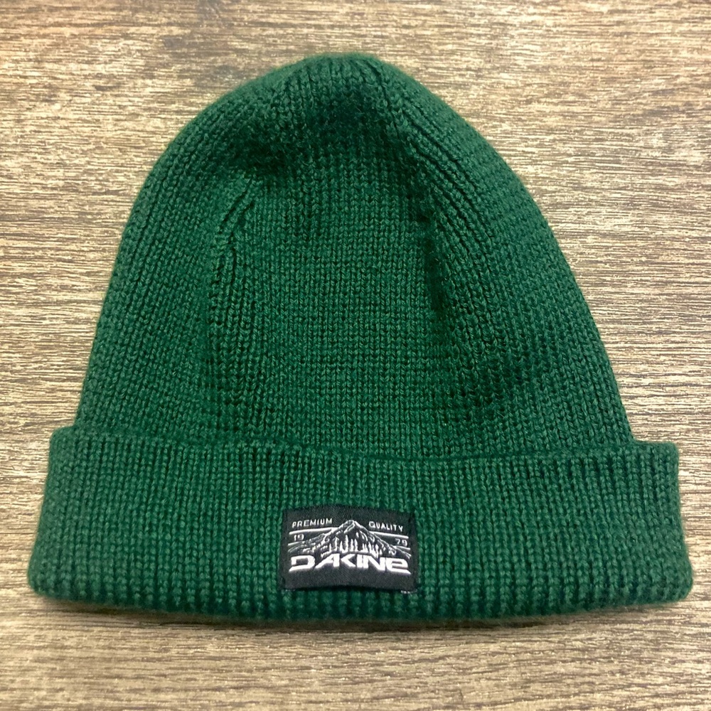 DaKine green wool blend beanie